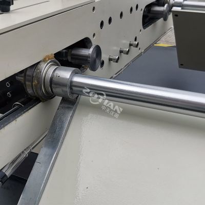 大型自由調寬跌落機 大型自由調寬跌落機