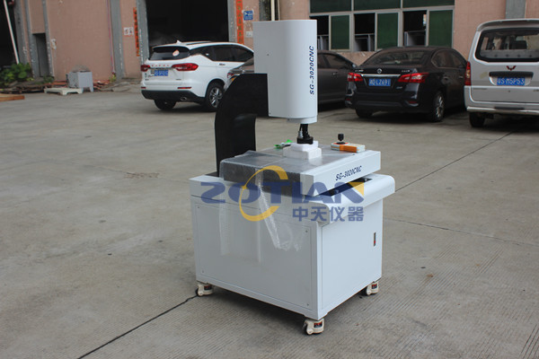 智能圖像測量儀跟手動(dòng)圖像測量儀對比下的好處